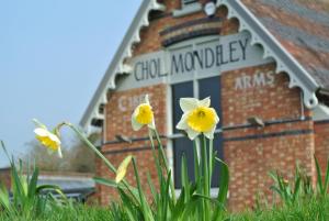 Cholmondeley Arms, Headmasters House