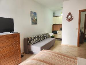 Caramel Sun Studios Apts