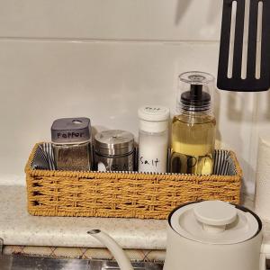 3 minutes walk from Hongdae Station 2 rooms 1 dining room up to 5 people comfortable bed!