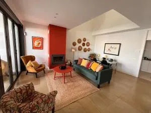 Sotogrande Polo Retreat with Rooftop Salt Pool - 圣马丁德特索利洛