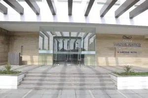 Ambar Sarovar Portico - Anjār