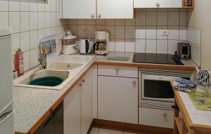 Nice Apartment In Perros-Guirec