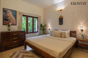 EKO STAY - Solace Villa I Charming Villa close to Candolim Beach