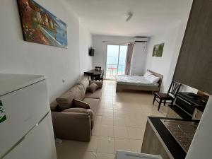 River Sea View Studio