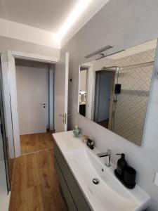 Art-Apart 106 LT con giardino privato