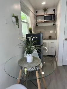 2 Nice and Cozy guest house - Opa-locka