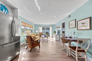Sand Dollar Suite - 632A