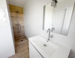 Villas Villa haut de gamme avec Piscine, Bar et Cinema : photos des chambres