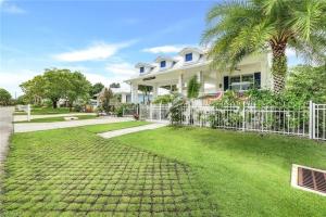 P00L SPA LOCATION IN BAYSHORE ART DISTRICT