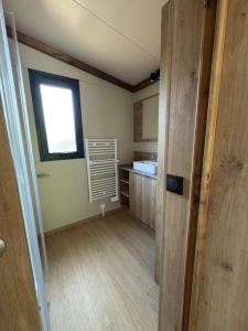 Campings La Buissonniere Lodges : photos des chambres