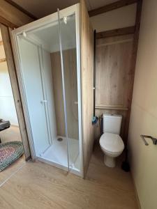 Campings La Buissonniere Lodges : Chalet 2 Chambres
