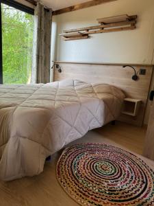 Campings La Buissonniere Lodges : photos des chambres