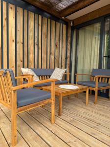 Campings La Buissonniere Lodges : photos des chambres