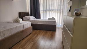 The Snug Retreat - Central stay Apartment Tirana