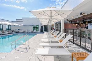 The Perry Hotel Naples