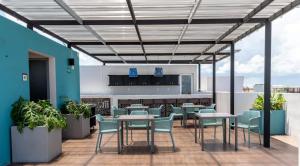 Private Room with mini fridge 200MB Wifi