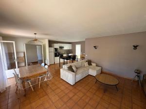 Maisons de vacances Villa Manaha - 6pers - clim - proche plage : photos des chambres