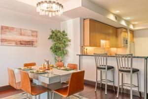 Pearl At Jackson #203