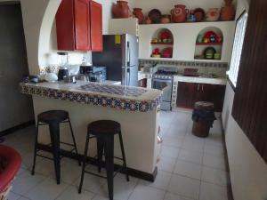 Beautiful Casita at La Madera Beach, Zihuantanejo