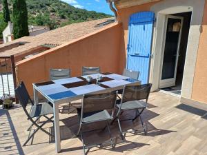 Maisons de vacances GITE 2 personnes avec piscine : photos des chambres