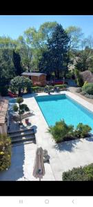 GITE 2 personnes avec piscine