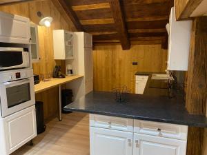 Le Fenil-Logis Sauna Bain Nordique Salle cinéma