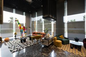 Premium Collins Boulevard Near Airport