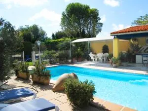 Le Zenith - LʼIsle-sur-la-Sorgue