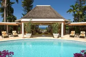Montego Bay Villa -Entire Home with Private Pool and Free WiFi - Лусєа