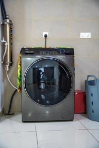 Entire Apartment in Kuala Lumpur! Luxury Pool
