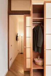 La tana del Leone in centro a Milano