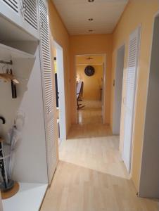 Casa Dami - Charmante Ferien- und Monteurwohnung in Flughafennähe