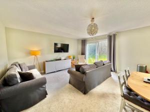 7 Isallt Lodges-3 bed-Ground Floor-Outside seating