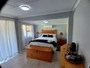 5 on Church Self Catering - Agulhas