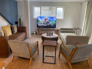 Penzance Estate Beautiful Valley View