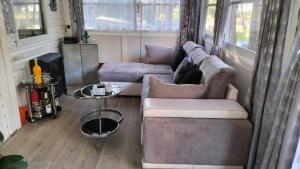 Campings Camping L'Oasis 5 etoiles a Puget-sur-Argens : photos des chambres