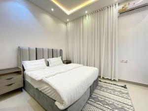 شقة فاخرة غرفة وصالة بالرياض للايجار الشهري واليومي-8