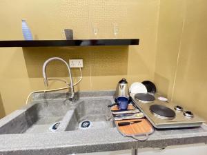 شقة فاخرة غرفة وصالة بالرياض للايجار الشهري واليومي-8