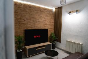 Moderno Piso Toledano