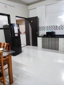 302 Doshi Residency Luxurious 2BHK in Samrat Chowk