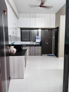 302 Doshi Residency Luxurious 2BHK in Samrat Chowk