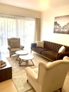 Luxurious one bedroom Apartment, Kilimani-Nairobi Kenya by Sana Sana Holiday Apartments