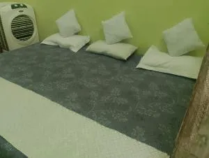 Shri Gauri Ganesh Home Stay - Mau