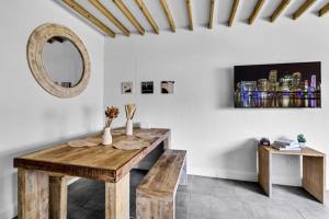 Unit 2 Cute Studio in North Miami 10min to beach