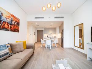 Modern 1-Bed Escape with Large Terrace, Creek Beach Dubai