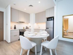 Modern 1-Bed Escape with Large Terrace, Creek Beach Dubai