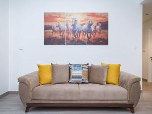 Modern 1-Bed Escape with Large Terrace, Creek Beach Dubai