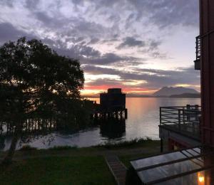 Tofino Eco Waterfront Condo