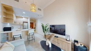 Vacationer Holiday Homes I Premium 1 Bed I Dubai Marina Living & Metro Nearby