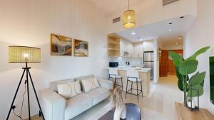 Vacationer Holiday Homes I Premium 1 Bed I Dubai Marina Living & Metro Nearby